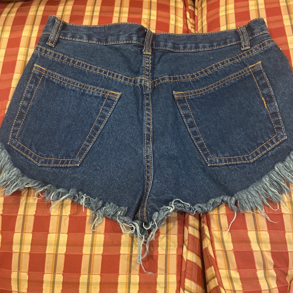 Denim shorts - Picture 3 of 8